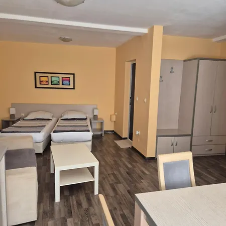 Apartment Yes